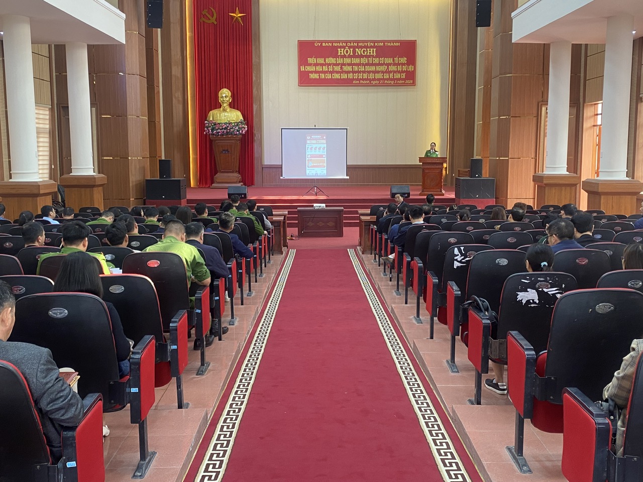 Kim Thành phối hợp tổ chức Hội nghị tập huấn, hướng dẫn chuẩn hóa dữ liệu mã số thuế và thông tin của doanh nghiệp, đồng bộ dữ liệu thông tin công dân với cơ sở dữ liệu Quốc gia về dân cư