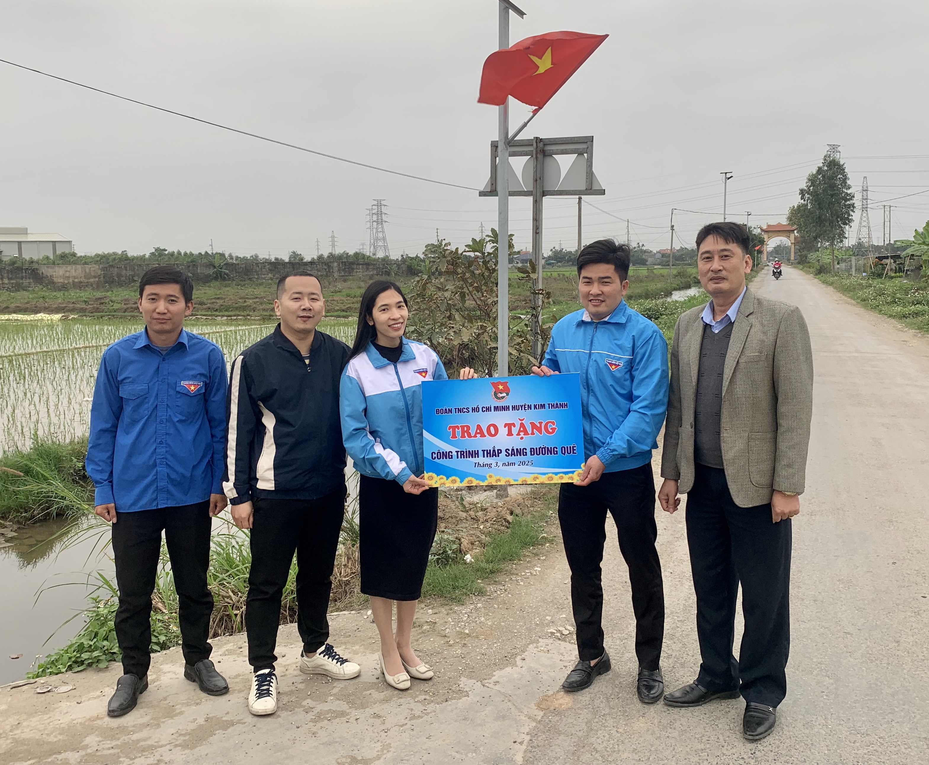 Huyện đoàn Kim Thành bàn giao công trình thanh niên đầu tiên của tháng thanh niên 2025